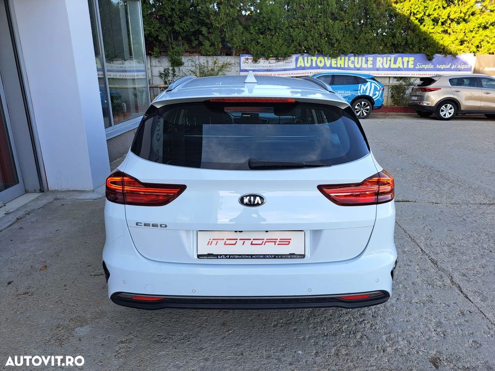 Kia Ceed - 4