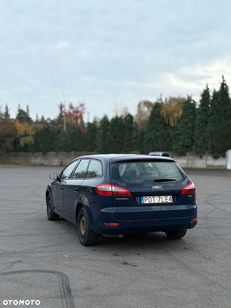 Ford Mondeo 2.0 TDCi Ambiente - 5