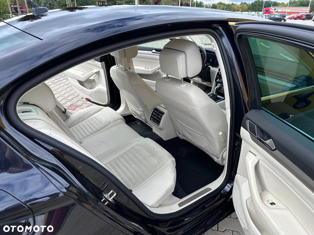 Volkswagen Passat 2.0 TDI BMT Highline DSG - 12