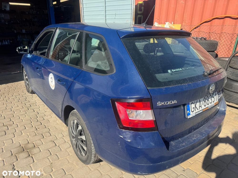 Skoda Fabia 1.2 TSI Active - 12