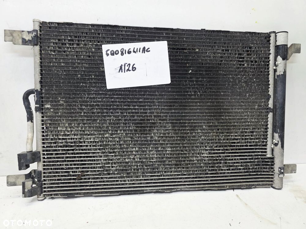 CHŁODNICA KLIMATYZACJI AUDI A3 8V VOLKSWAGEN SEAT SKODA 5Q0816411AC 1/26 - 3