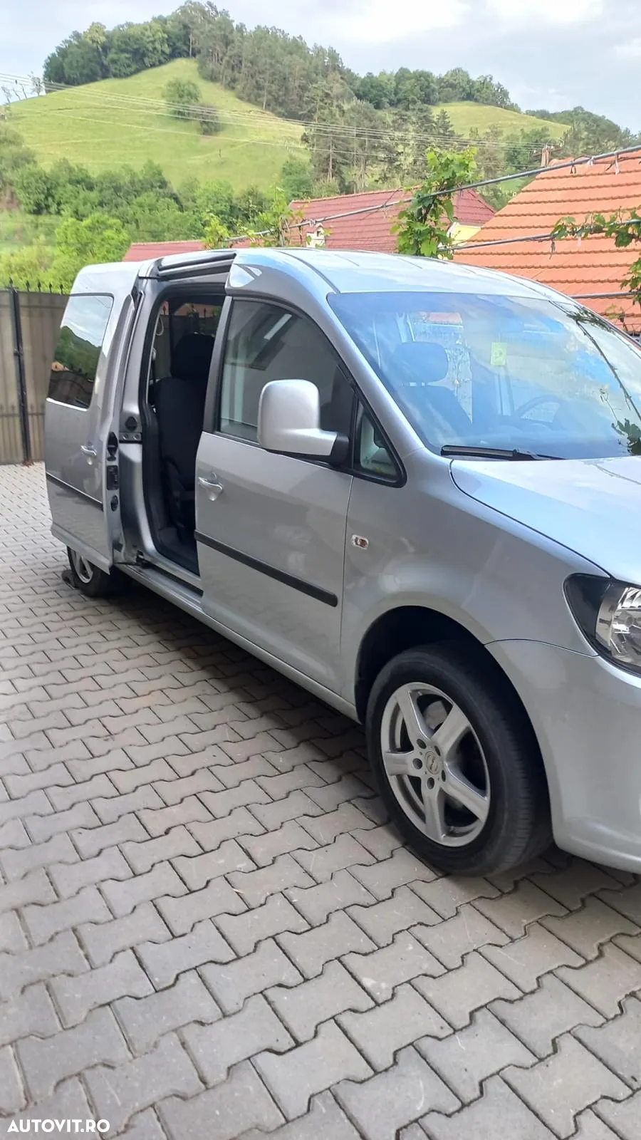 Volkswagen Caddy - 5