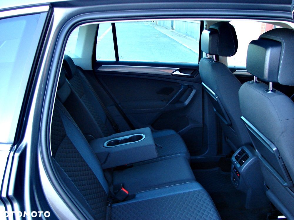 Volkswagen Tiguan 2.0 TDI SCR 4Motion DSG IQ.DRIVE - 8