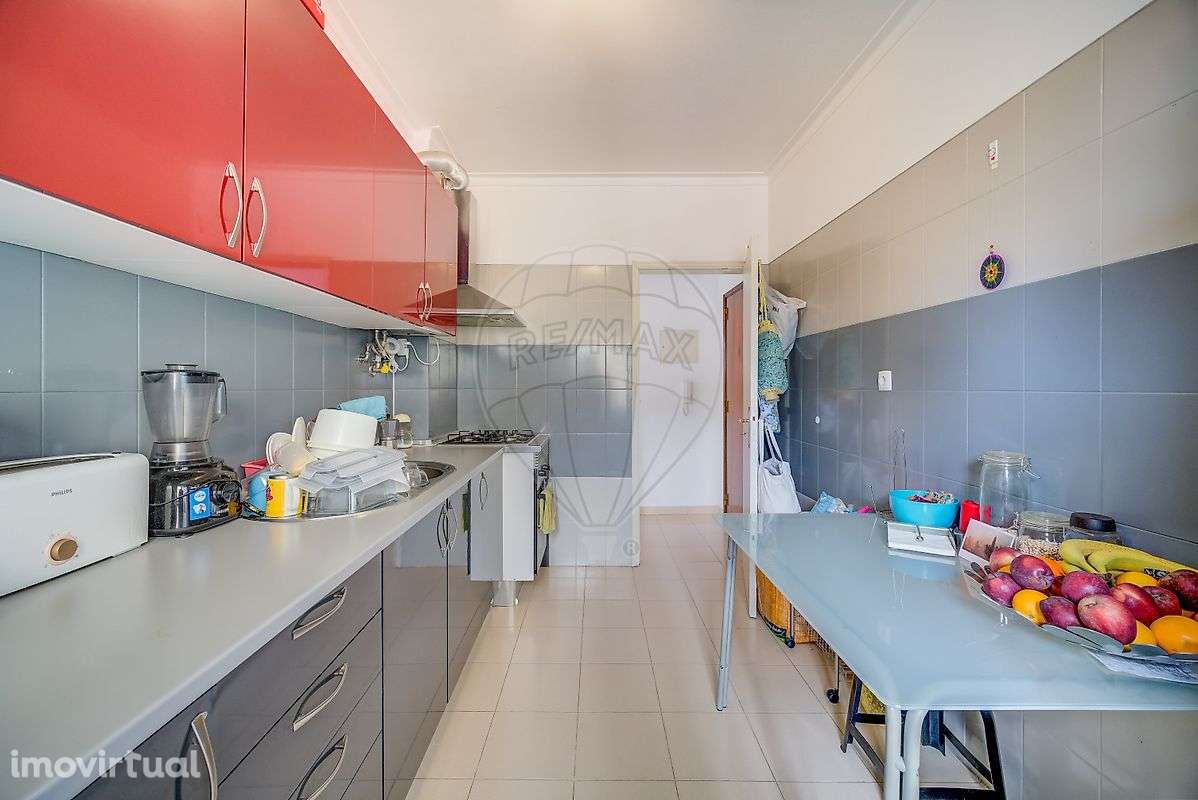 Apartamento T2 na Quinta do Conde - Grande imagem: 2/20