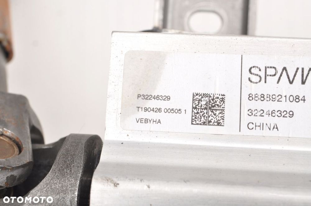 VOLVO XC40 2020 R KOLUMNA KIEROWNICZA 32246329 - 2