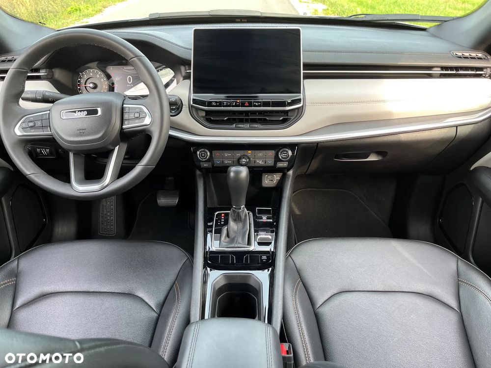 Jeep Compass - 9