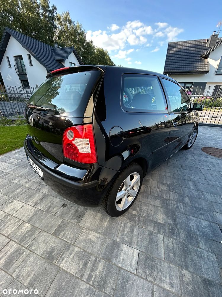Volkswagen Polo 1.4 16V Comfortline - 3