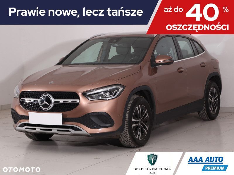 Mercedes-Benz GLA - 2