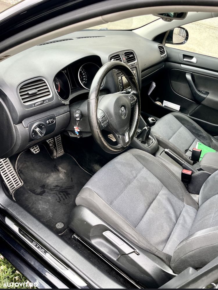 Volkswagen Golf 1.6 TDI DPF Style - 7