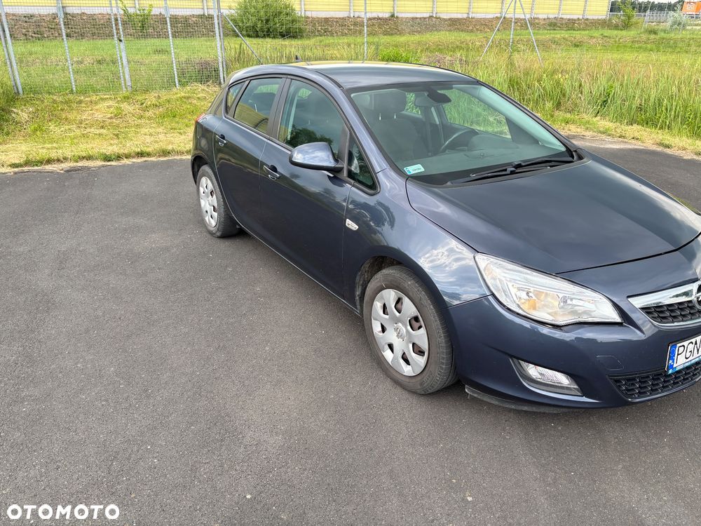 Opel Astra 1.6 Cosmo - 3