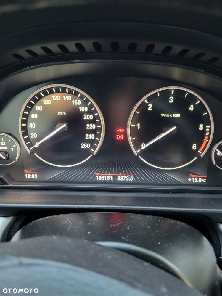 BMW Seria 5 520d Touring - 8