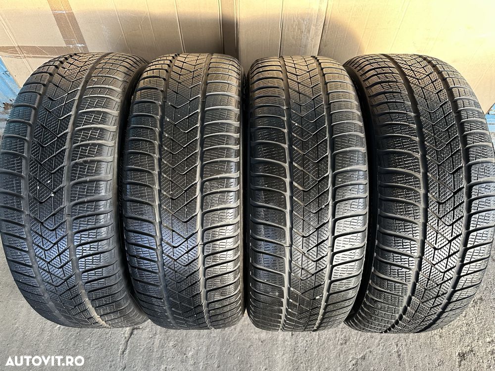 245/50 R19 Pirelli Sottozero 3 Run Flat - 1