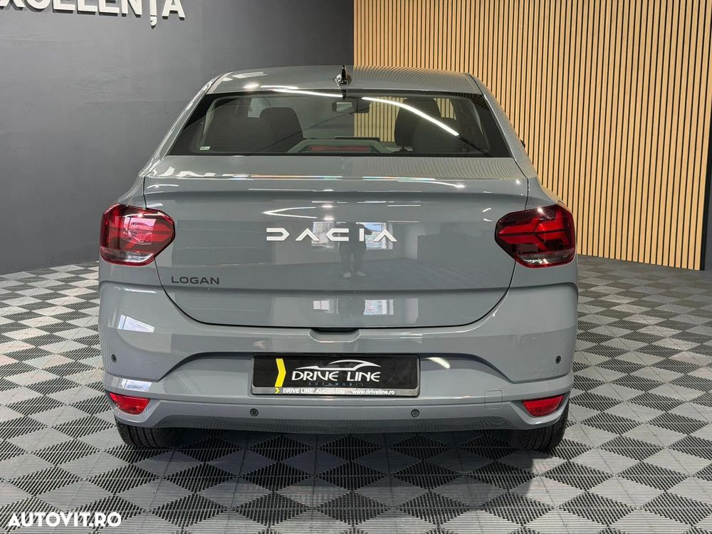 Dacia Logan TCe 90 MT6 Journey - 6