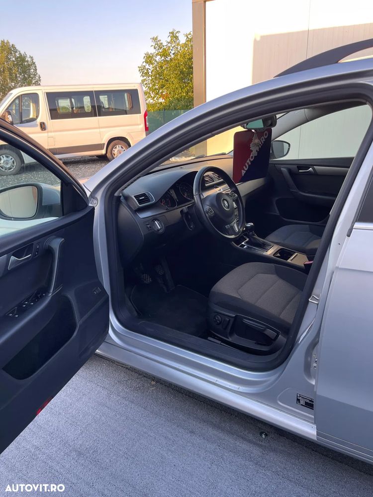 Volkswagen Passat Variant 1.6 TDI BlueMotion - 4
