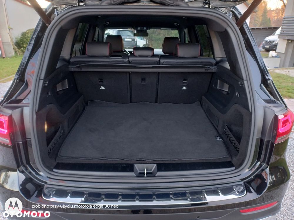 Mercedes-Benz GLB 200 d 4-Matic AMG Line 8G-DCT - 25