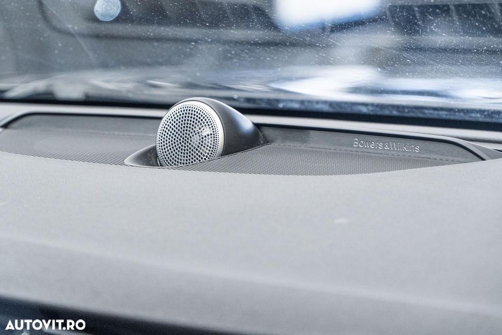 Volvo V90 D3 Geartronic Momentum Pro - 21