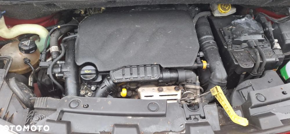 Citroen C3 Picasso lampa prawy przód europa - 2