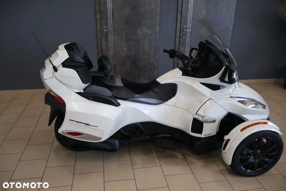 Can-Am Spyder - 27