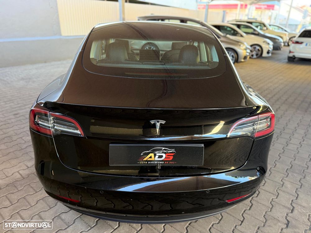 Tesla Model 3 Standard Range Plus RWD - 11