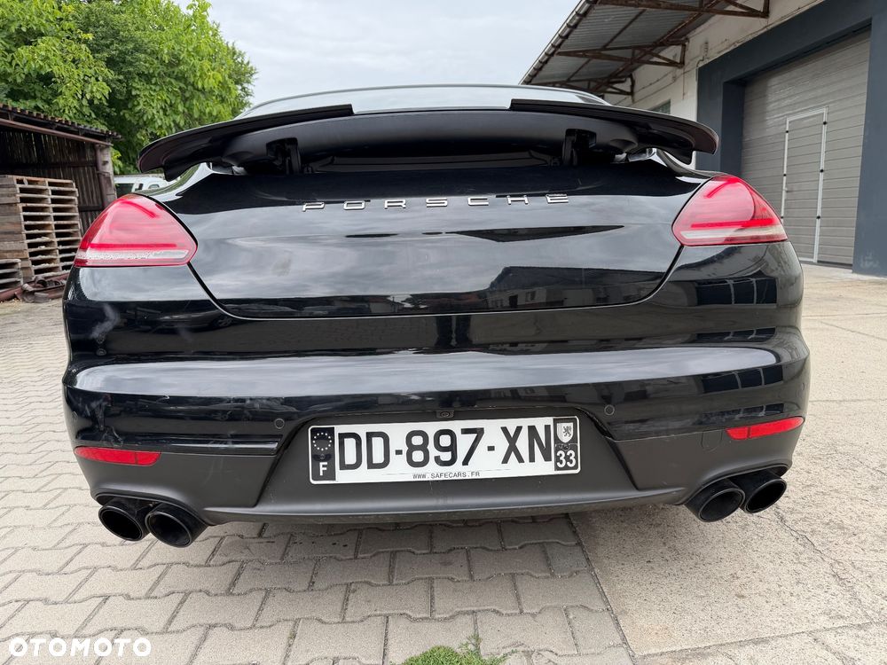 Porsche Panamera GTS - 37