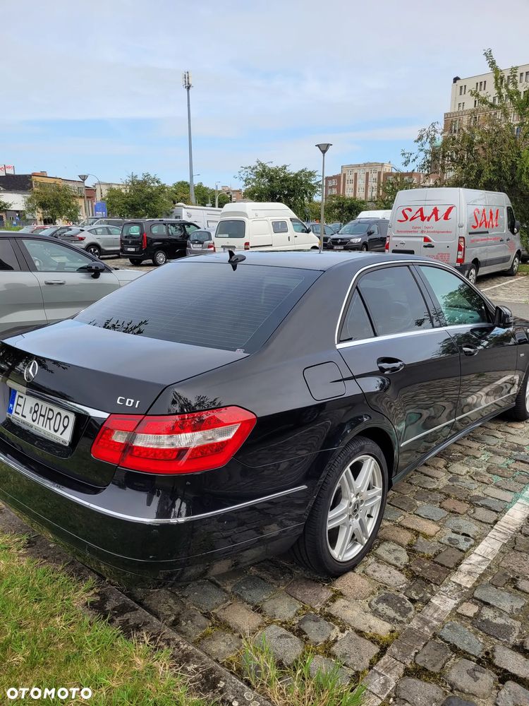 Mercedes-Benz Klasa E 250 CDI DPF BlueEFFICIENCY Automatik Elegance - 7