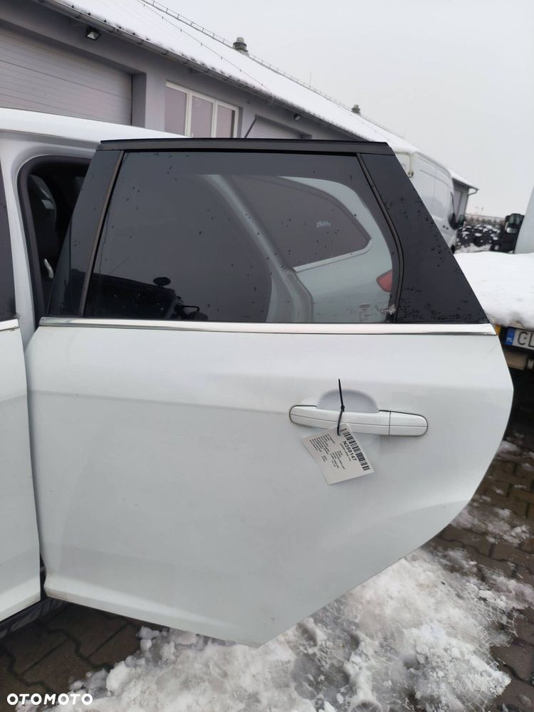 DRZWI LEWE TYŁ FORD FOCUS MK3 LIFT 7VTA - 1