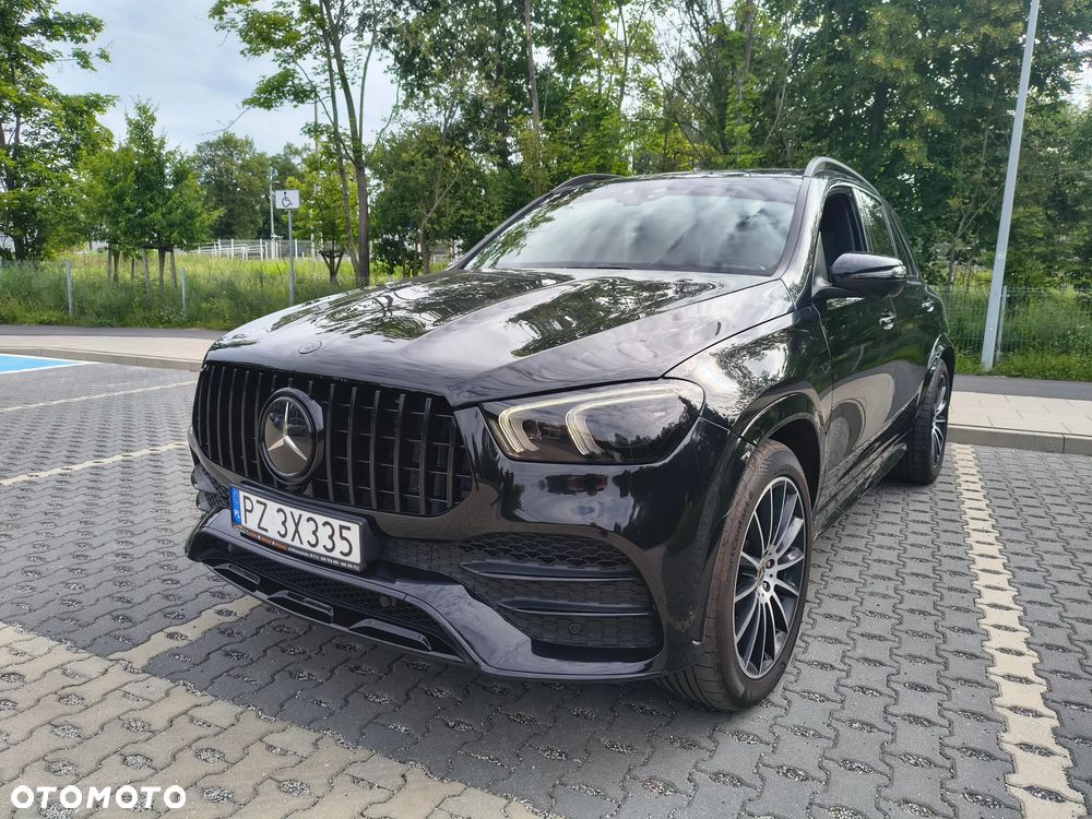 Mercedes-Benz GLE - 1