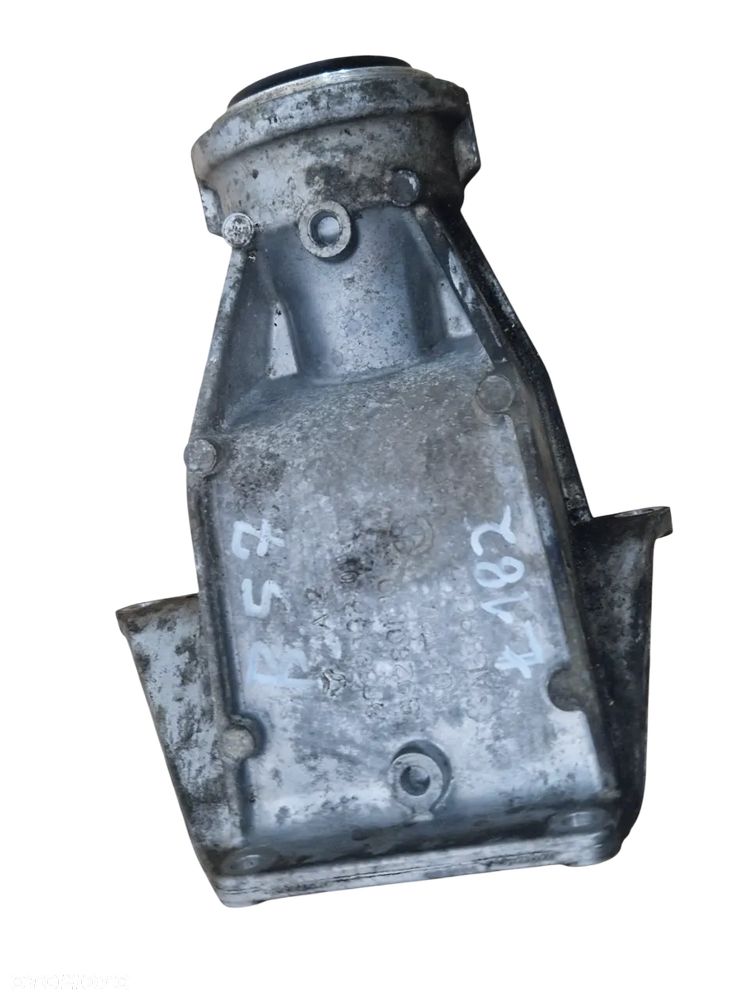 Ł182 8639383 59280110 ŁAPA PODPORA PÓŁOSI BMW B57 B5730D