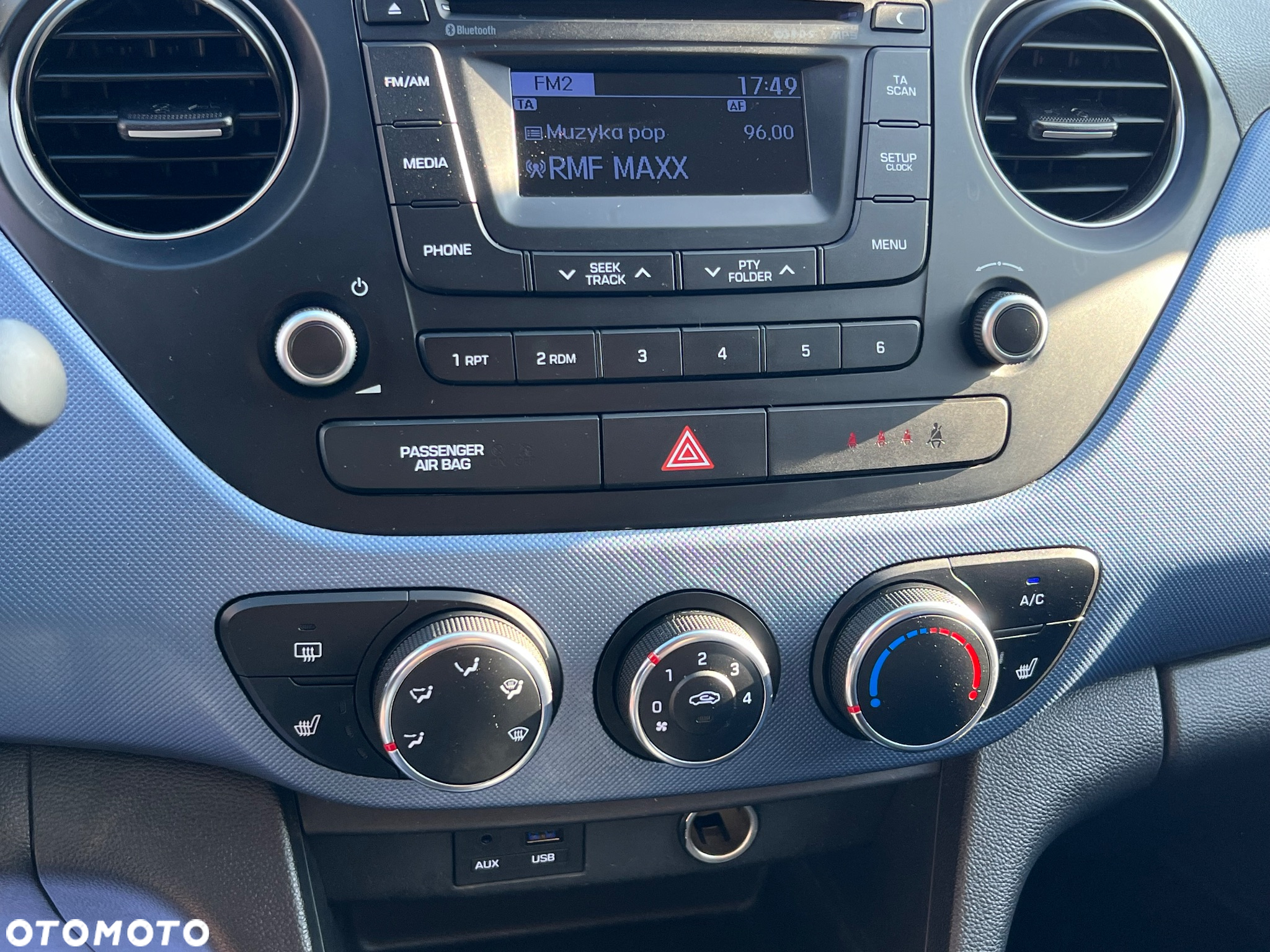 Hyundai i10 1.0 BlueDrive Premium - 25