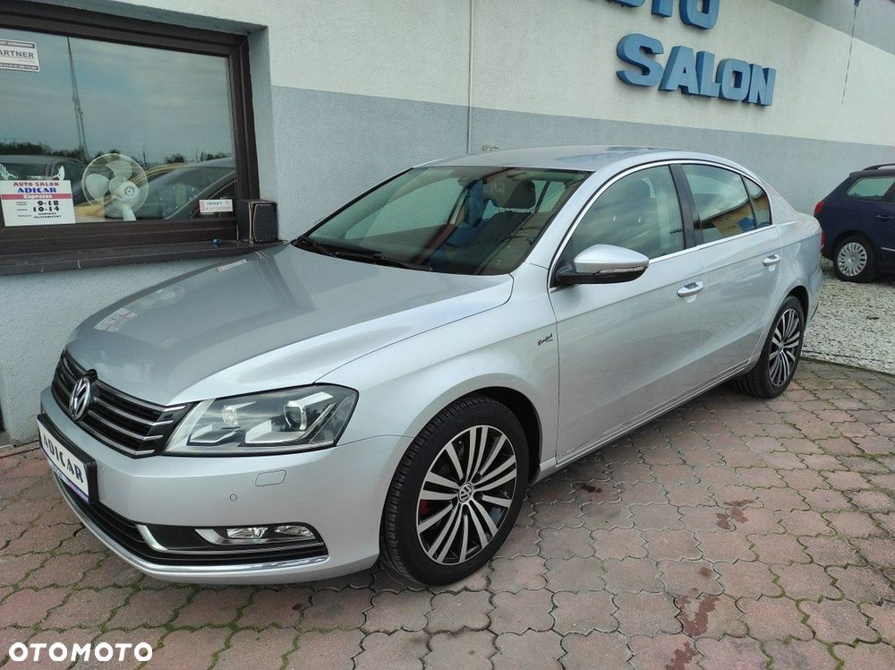 Volkswagen Passat - 2