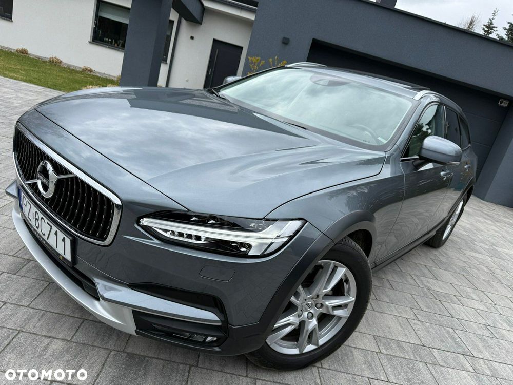 Volvo V90 Cross Country T5 AWD Pro - 1
