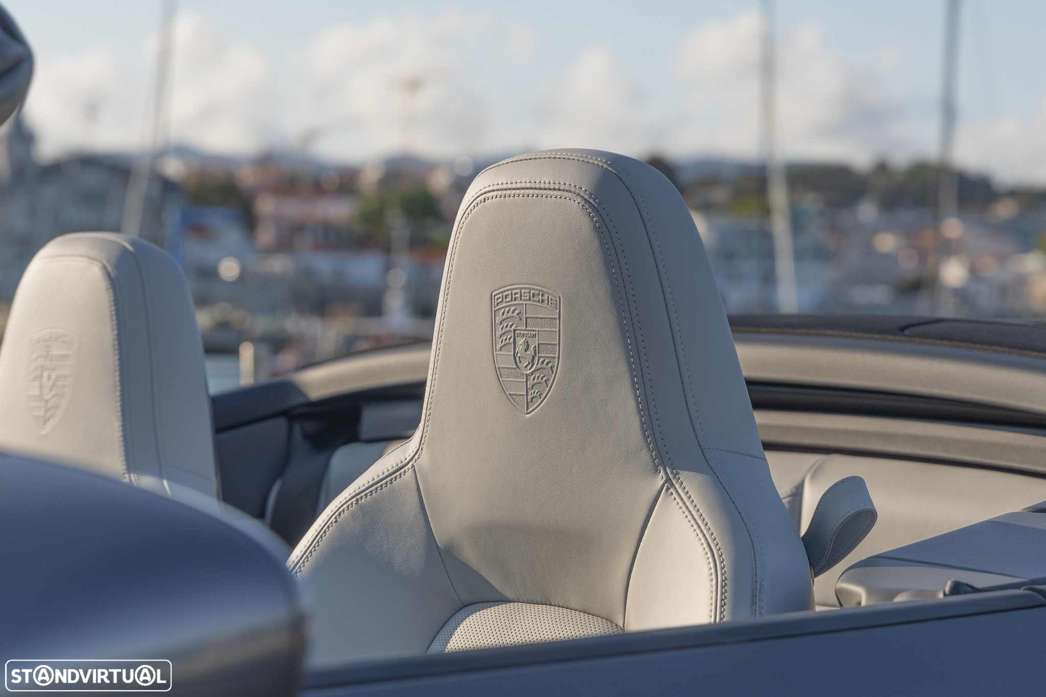 Porsche 911 (992) Carrera 4 GTS PDK - 20