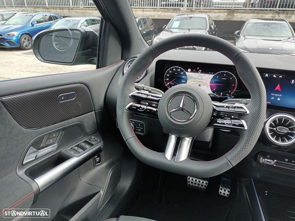 Mercedes-Benz B 180 d - 16