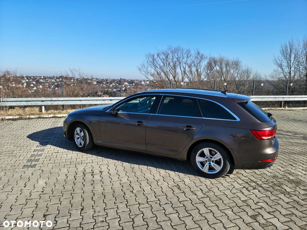 Audi A4 Avant 2.0 TDI S tronic - 6