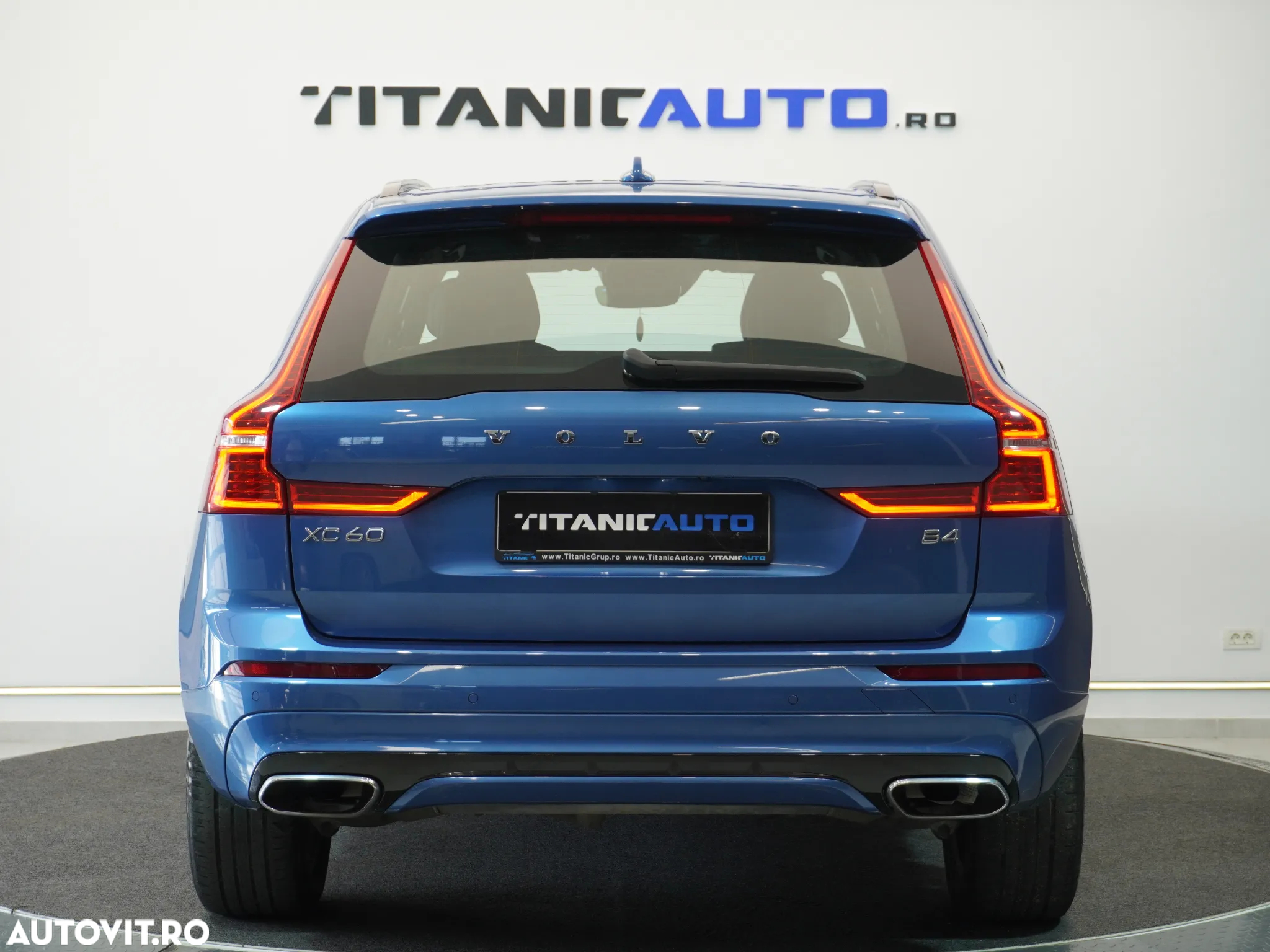 Volvo XC 60 B4 MHEV R-Design - 9