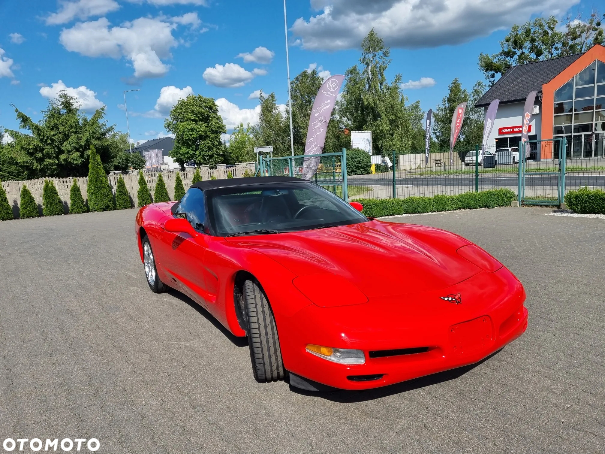 Chevrolet Corvette - 12