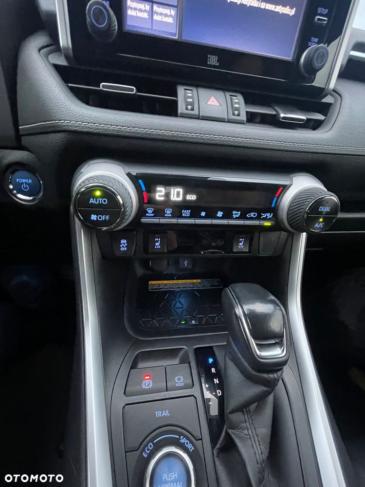 Toyota RAV4 2.5 Hybrid Black Edition by JBL 4x4 - 36