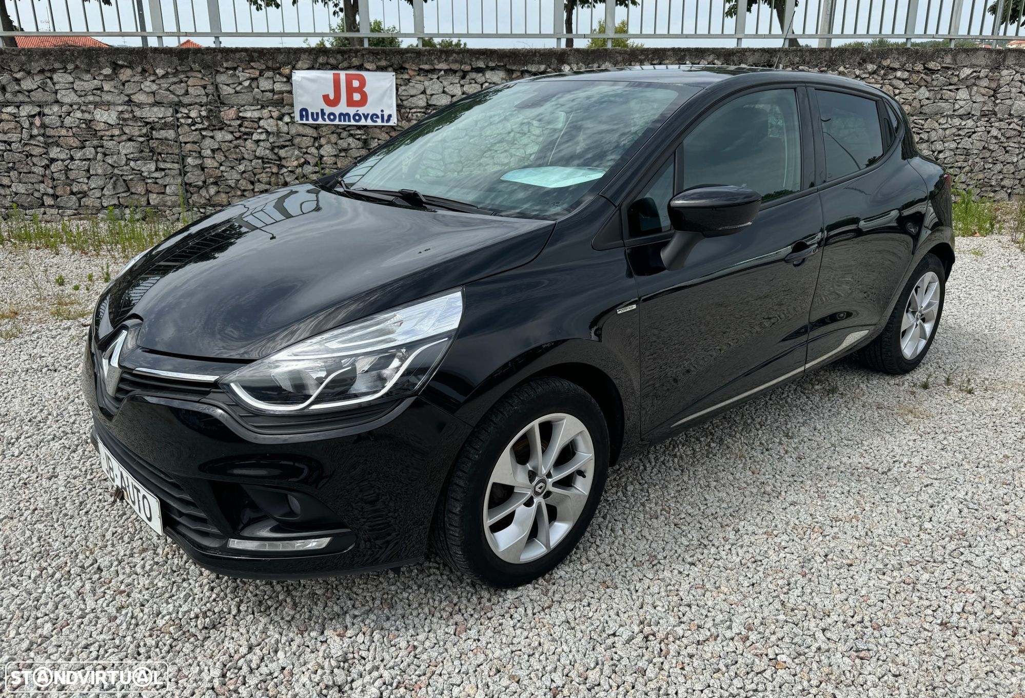 Renault Clio 0.9 TCe Limited Edition - 1