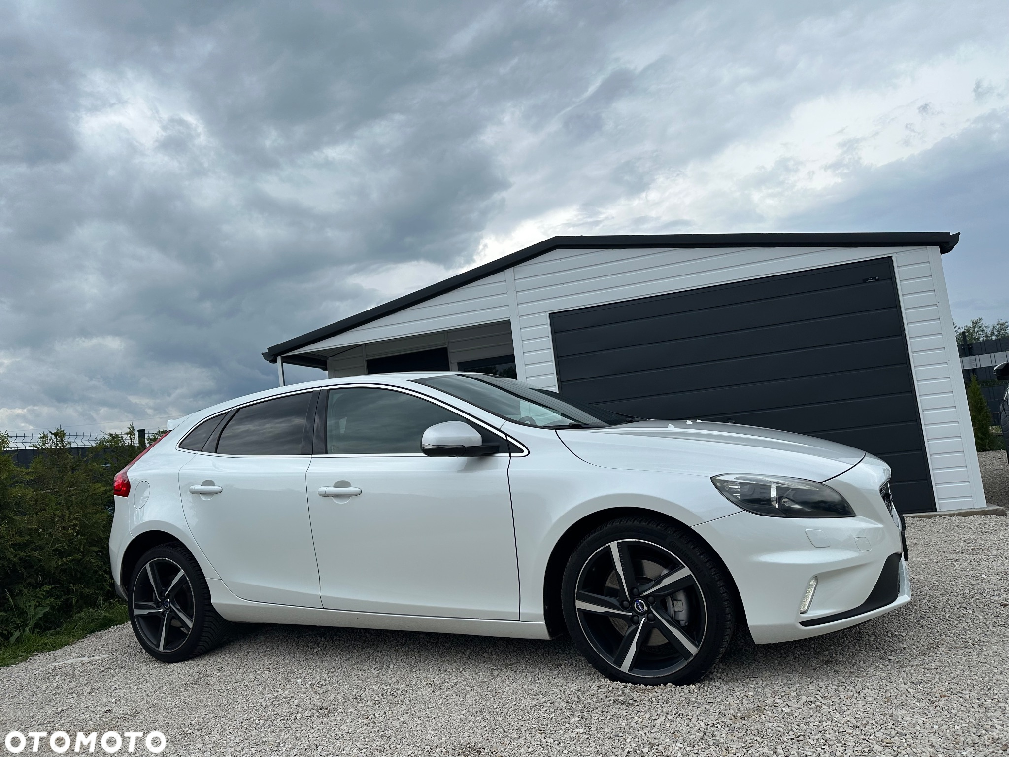 Volvo V40 D3 Drive-E R-Design Momentum - 15