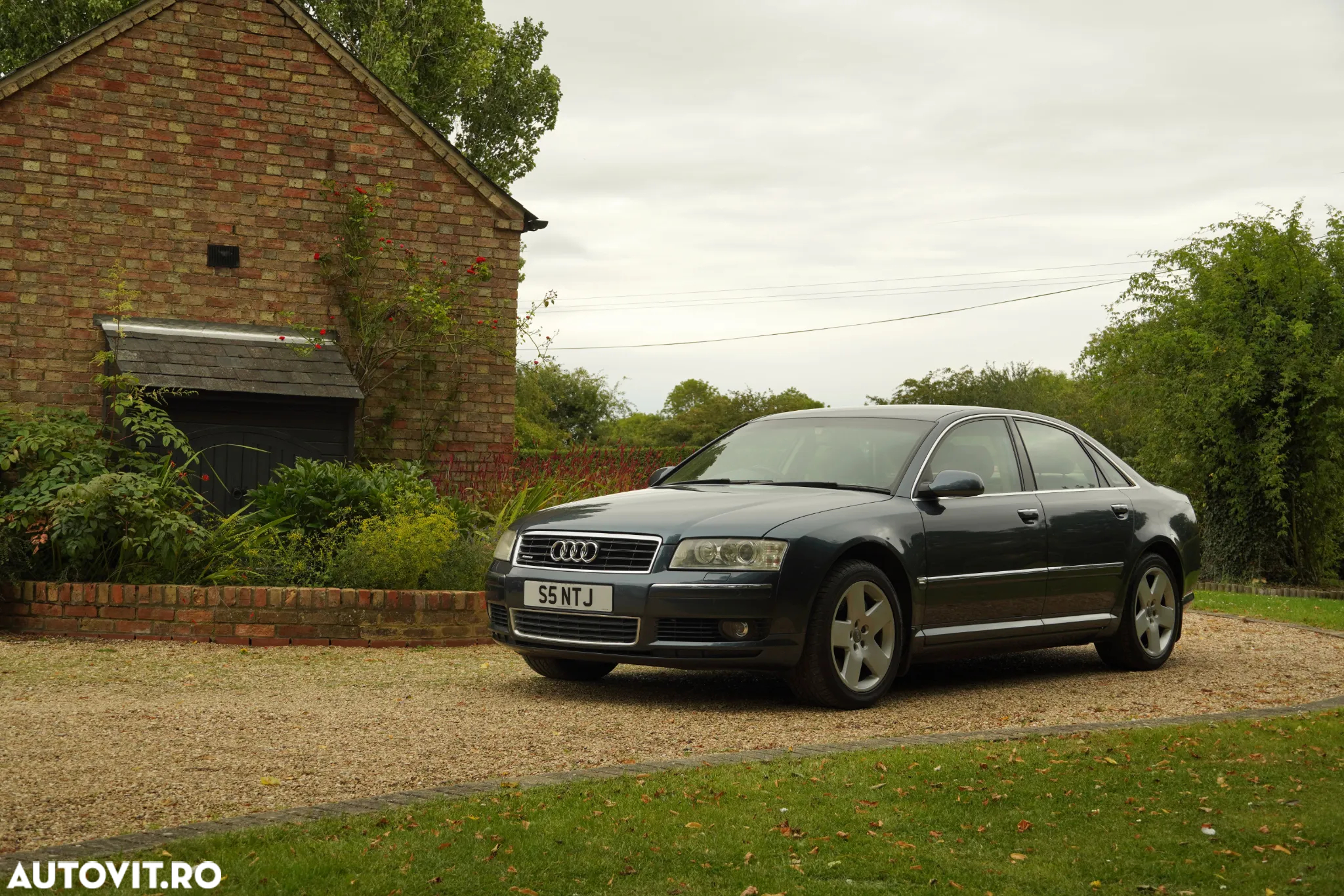 Audi A8 4.2 quattro Aut - 3