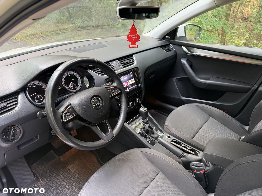 Skoda Octavia 2.0 TDI 4x4 Style DSG - 12