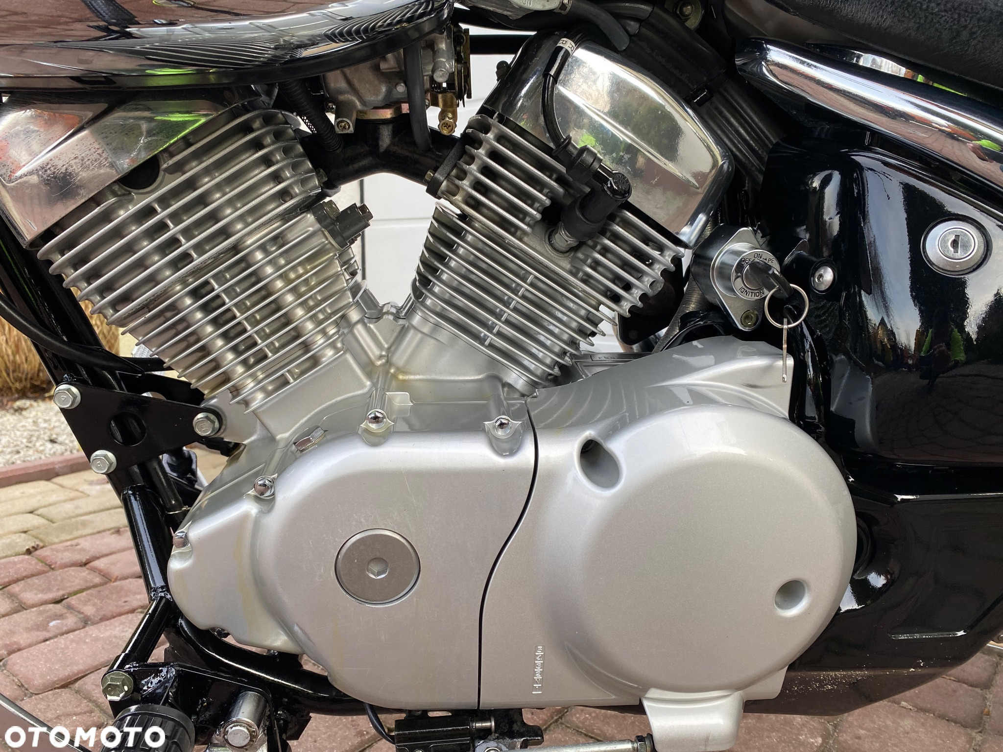 Suzuki Intruder - 30