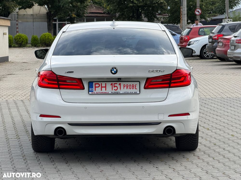 BMW Seria 5 520d Aut. - 35