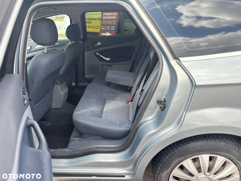 Ford Mondeo 1.8 TDCi Titanium - 13