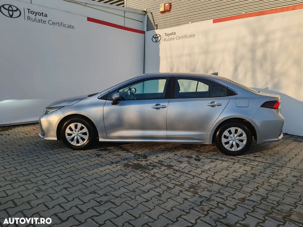 Toyota Corolla 1.8 HSD Business - 3