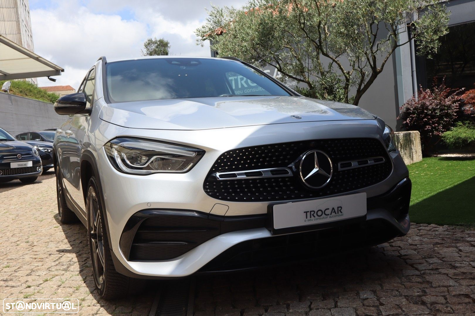 Mercedes-Benz GLA 250 e AMG Line - 8