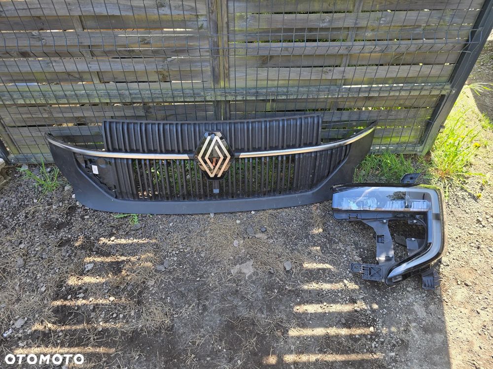 Renault master V 2025 grill atrapa lampa led - 1