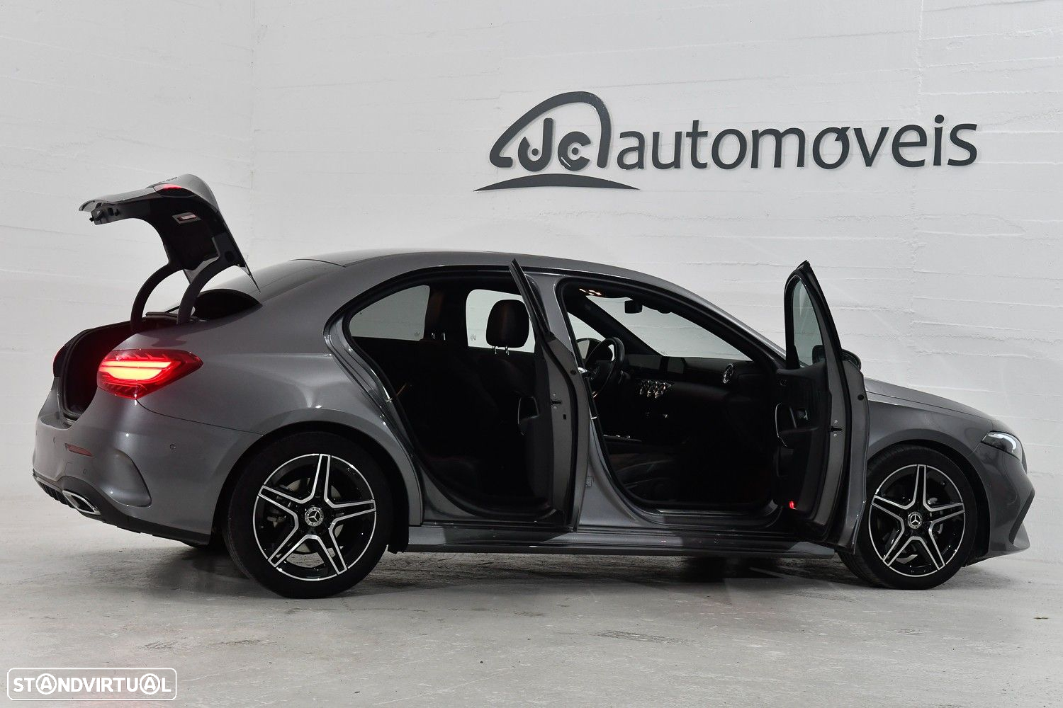 Mercedes-Benz A 200 Limousine AMG Line Aut. - 6