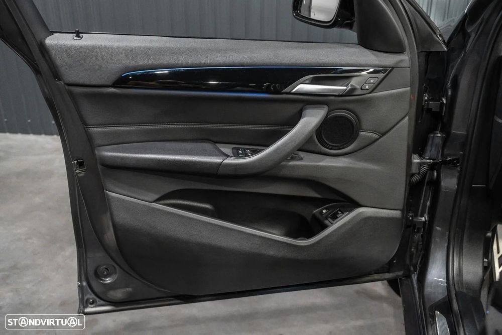 BMW X1 xDrive25e Pack Desportivo M - 17