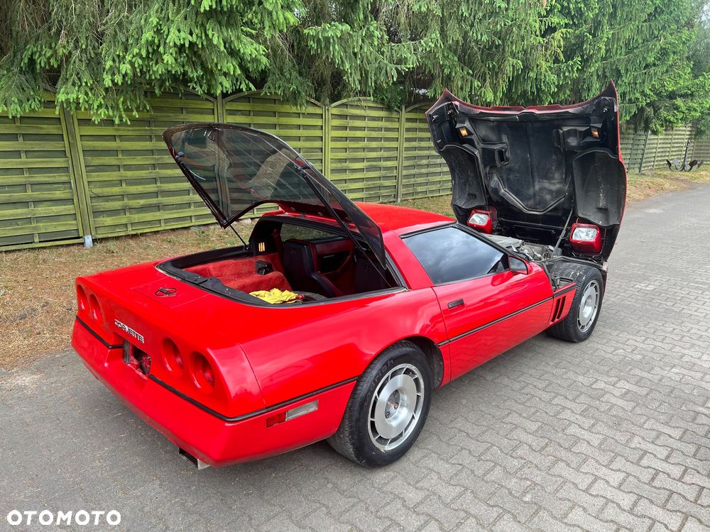 Chevrolet Corvette - 15